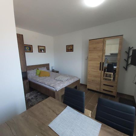 Studio Apartman Draga Velika Ludina Eksteriør billede